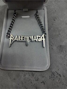 Balenciaga Unisexy Gunmetal Logo Chain Necklace